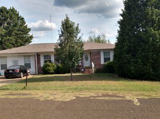 1853 Robin St, Tatum, TX 75691