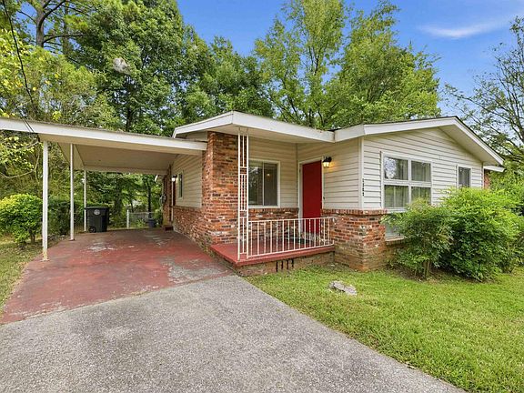 4th image of 1305 Hatfield Ln