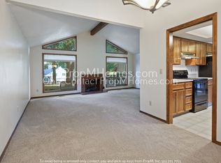 8751 SW Pamlico Ct, Tualatin, OR 97062