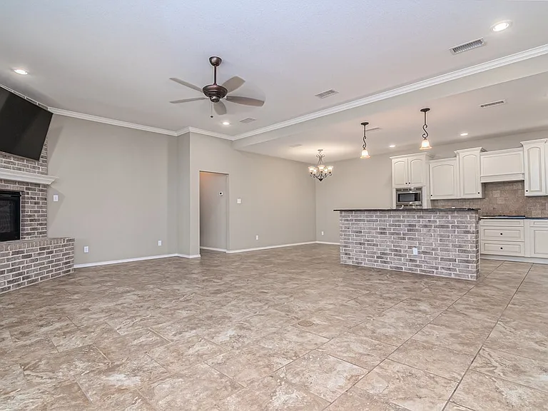 5329 Bella Pl — Photo 12