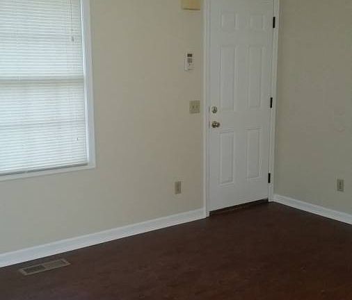 2nd image of 5920 Lantana Ave