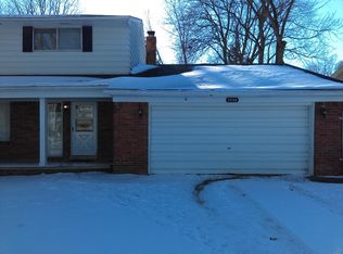 2258 Somerset Rd, Bloomfield Hills, MI 48302