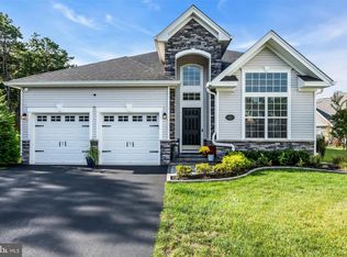 61 Milky Way Dr, Barnegat, NJ 08005