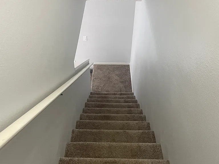 642 Kensington Lake Cir — Photo 13