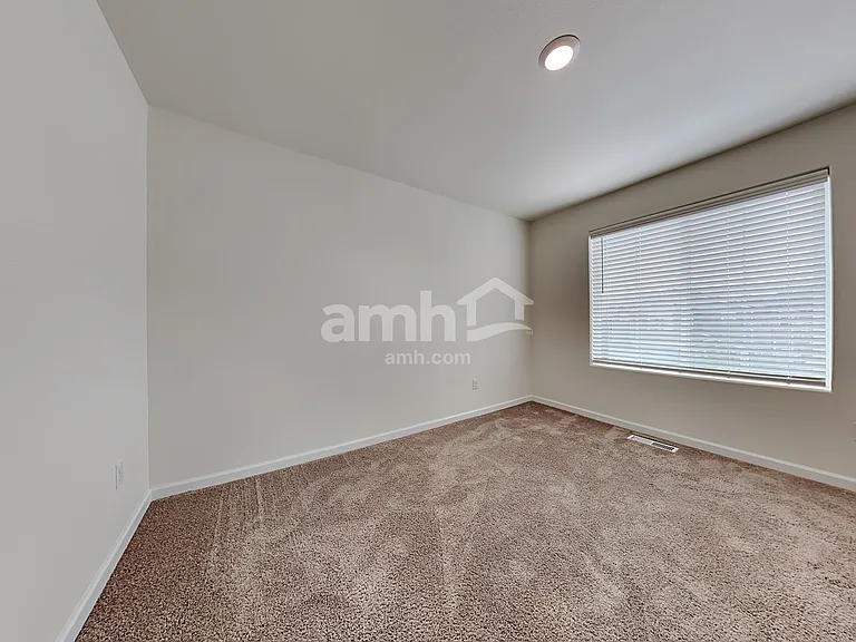 1219 W 15th Ave — Photo 16