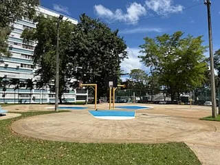 Cond Los Almendros Plaza Torre 1 701 Calle Eider A — Photo 10