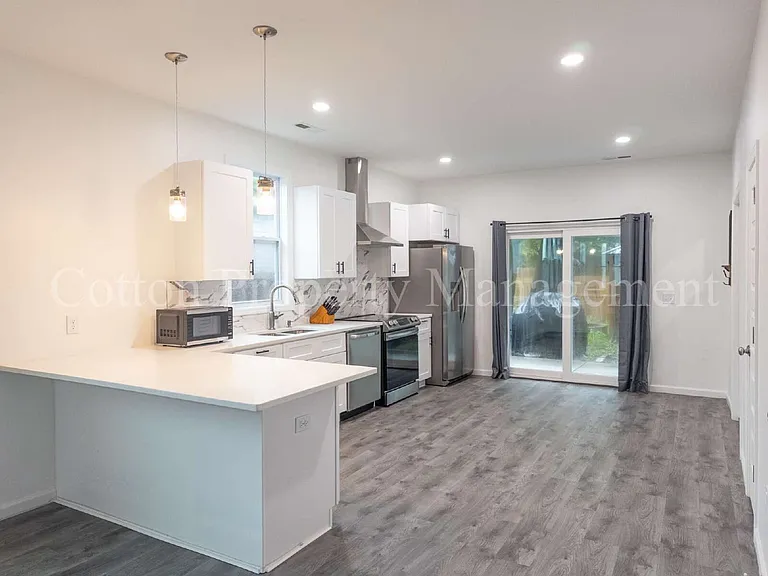 2709 Worth Dr — Photo 6