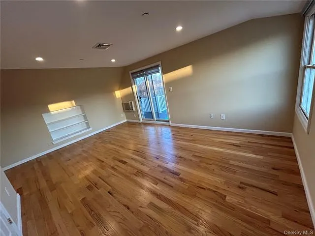 631 W Market St #2 — Photo 7