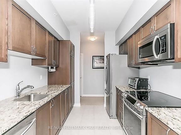 4th image of 306 Essa Rd #302