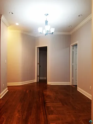 Rented by EXR | media 33