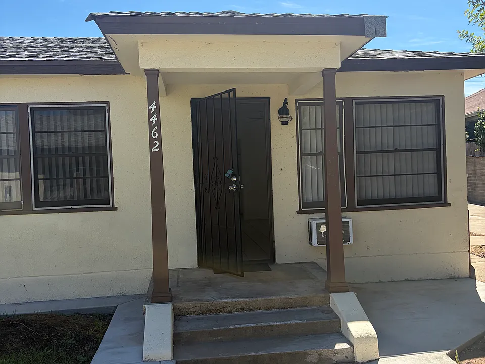 4456-62 Parks Ave #4462