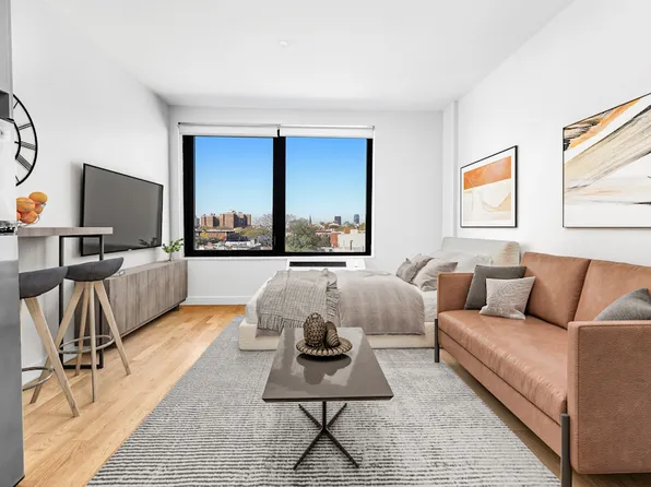 316 Bergen Street image 1 of 17