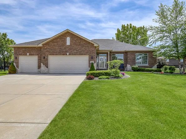 12427 Pemrose Ct, Mokena, IL 60448