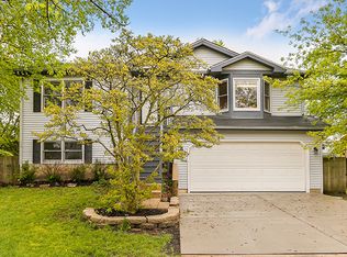 276 Tecumseh Dr, Bolingbrook, IL 60490