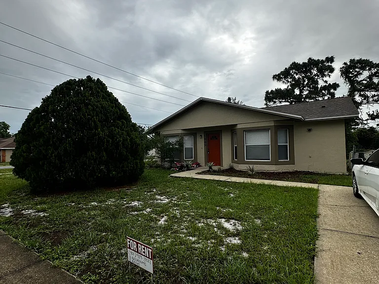 1849 Van Allen Cir — Photo 2