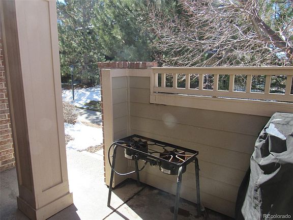 5th image of 553 Alton Way #D