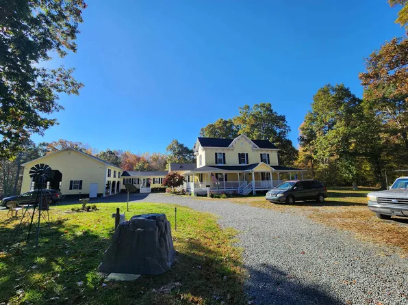 1170 Rocky Top Dr, Stem, NC 27581