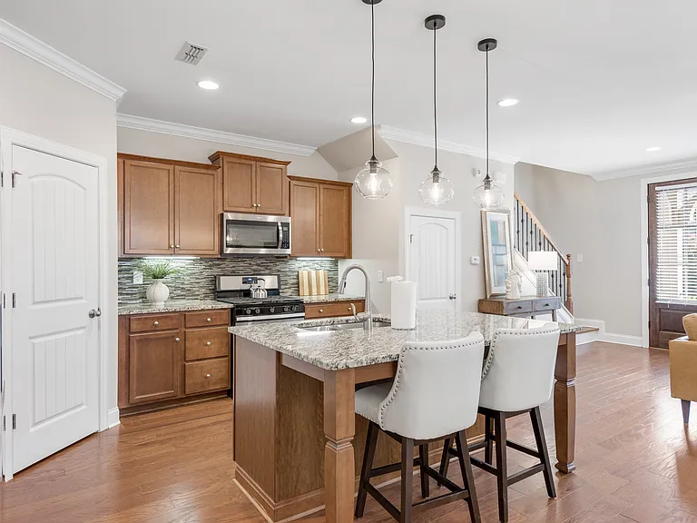 353 Cornelius Way — Photo 10