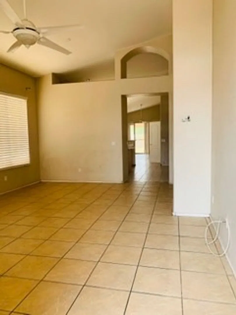 Location! Location! Location! 4 Bedroom, 2.0 Bath Single Family Home! — Photo 2