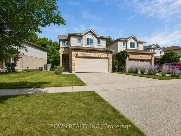 60 Marl Meadow Dr, Kitchener, ON N2R 1L1