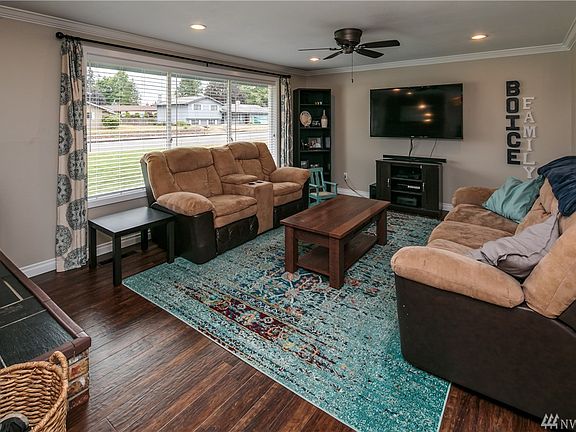 2nd image of 1181 Garden Dr