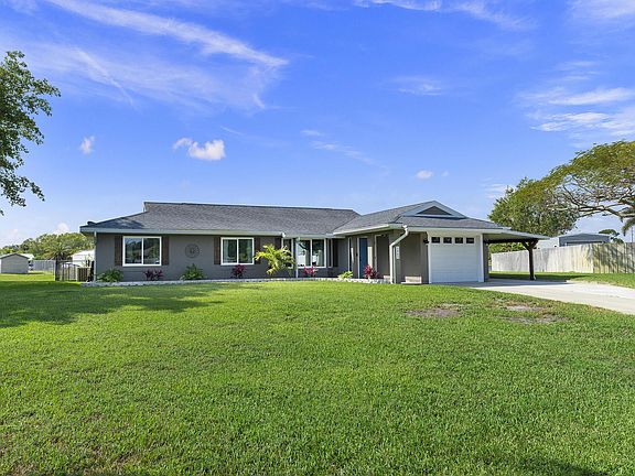 2nd image of 1462 SE Marisol Ln