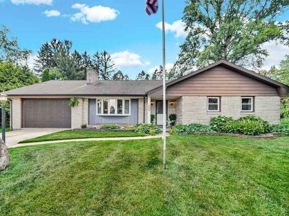 2028 Michigan Ave, La Porte, IN 46350