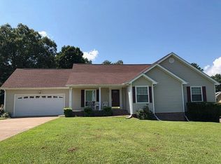6658 Crabapple Cove Ln, Harrison, TN 37341