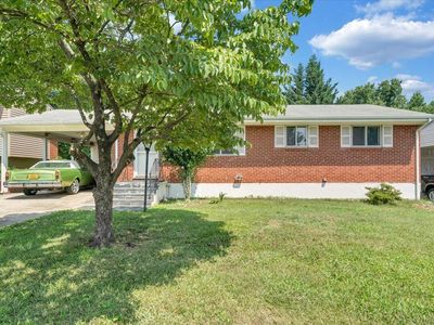 3332 Maplelawn Ave NW, Roanoke, VA, 24012