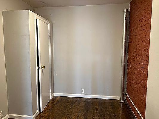 5th image of 235 E 111th St APT 1