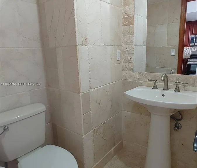2801 NE 183rd St #1411W — Photo 7
