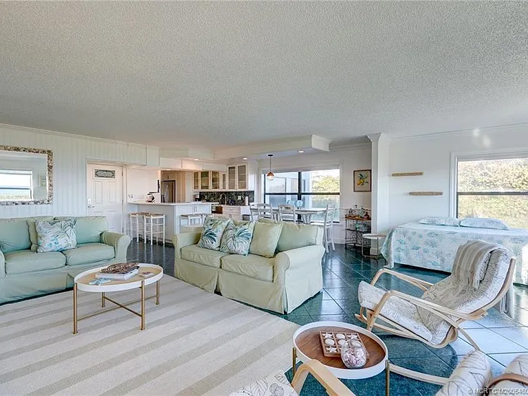 1289 NE Ocean Blvd #4 — Photo 19