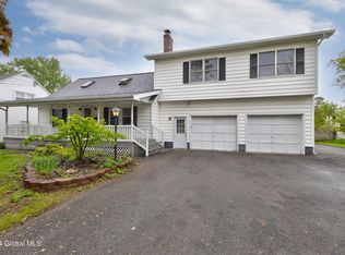 215 Rotterdam St, Schenectady, NY 12306