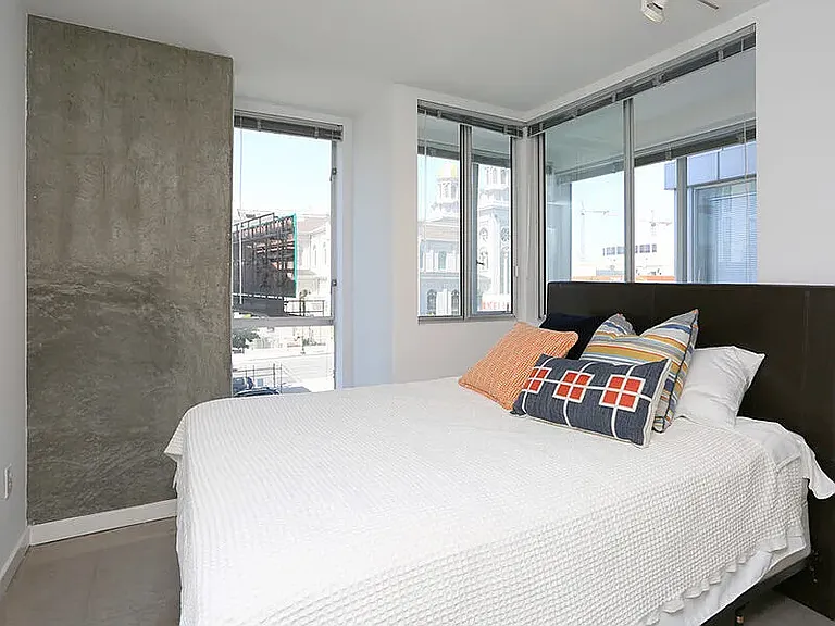 Glasdore Lofts — Photo 26