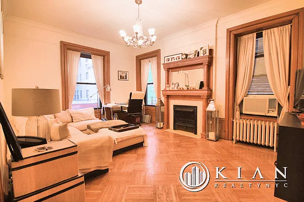 Rented by Kian Realty | media 20