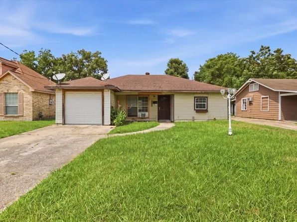 2230 Toledo St, Beaumont, TX 77703