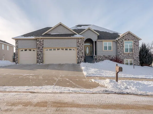 4200 Valley Dr, Bismarck, ND 58503