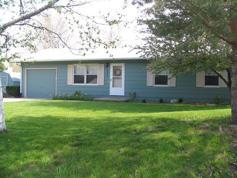 2605 Arden Dr