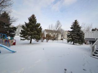 8866 Saint Croix Rd, Woodbury, MN 55125