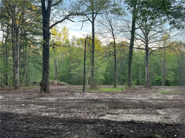 143 Montgomery Rd, Pollock, LA 71467