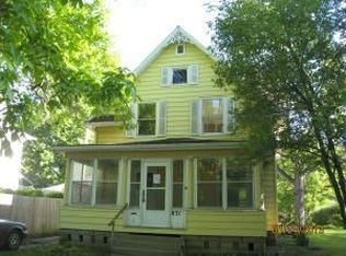 831 8th St, Ames, IA 50010
