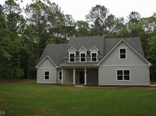 69 Glazier Rd, Senoia, GA 30276