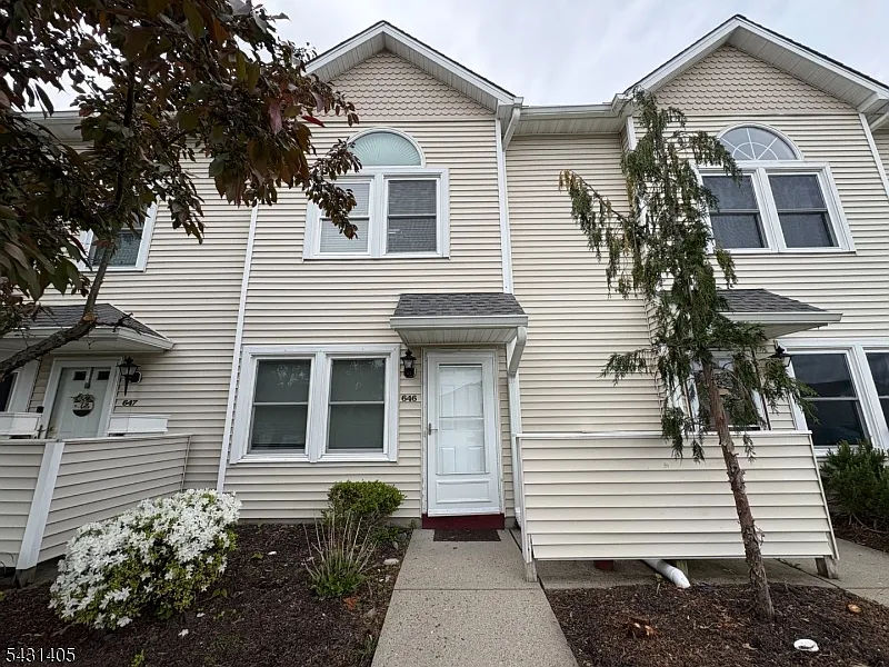 Building Photo - 646 Faulkner Dr