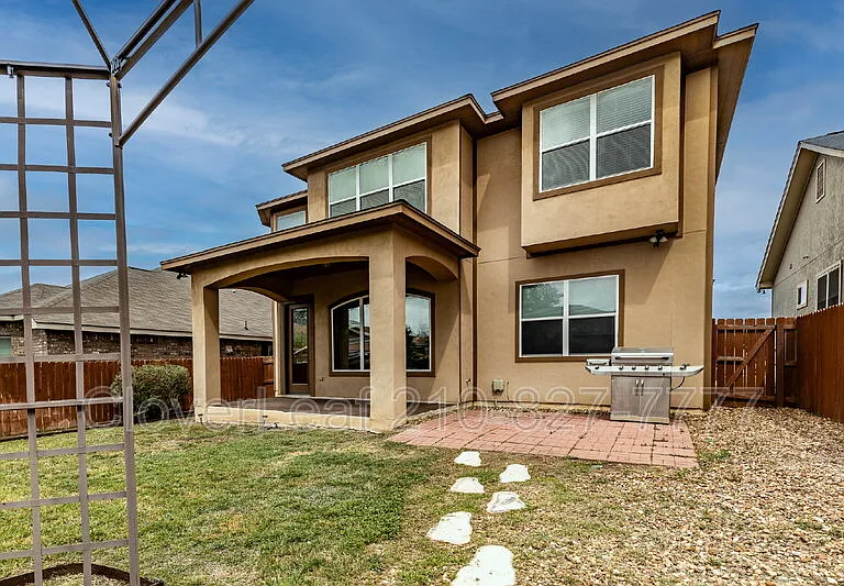 6126 Lowrie — Photo 46