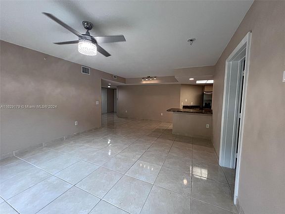 3rd image of 2131 SE 10th Ave APT 1101