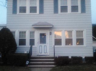 27 Regent St, Valley Stream, NY 11580