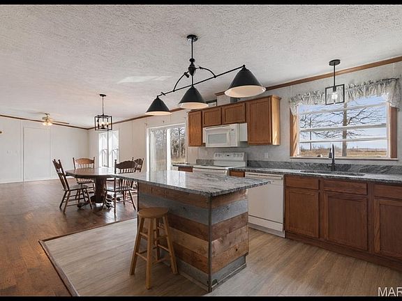 2nd image of 420 Dairy Rd