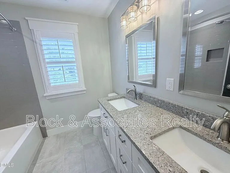 1023 Brighton Rd — Photo 10