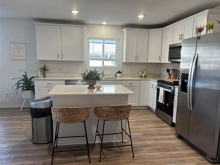 1945 Javelina St — Photo 12