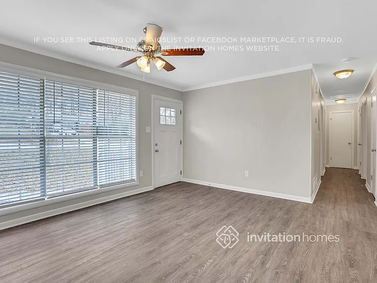 1555 Mountain View Cir NW — Photo 3